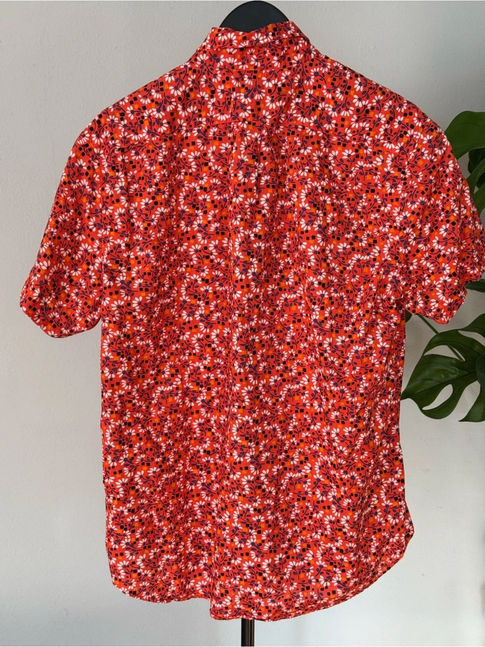 J. Crew Red Floral Short-Sleeve Button-Down Shirt